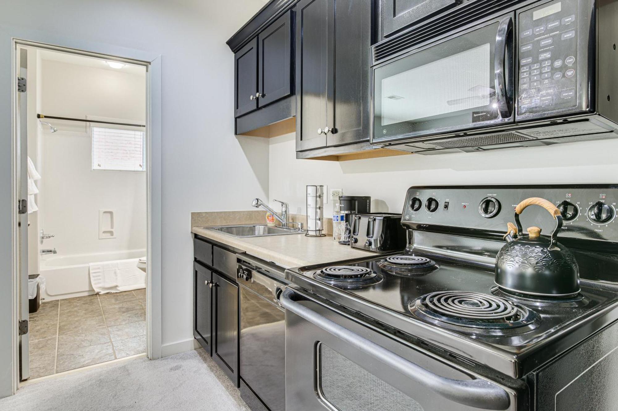 Wfh-friendly Near Hospitals And Dtwn! Apartment Memphis